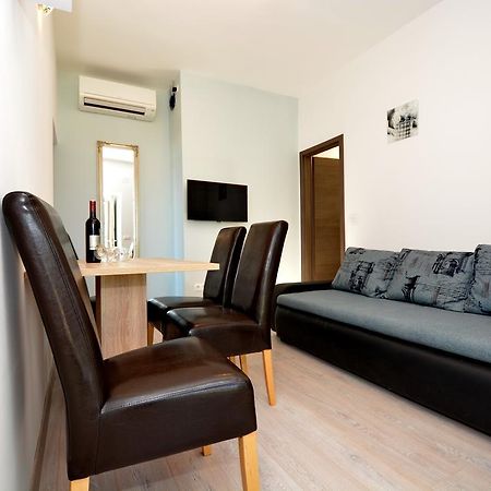 Apartments Clara Nin Dış mekan fotoğraf